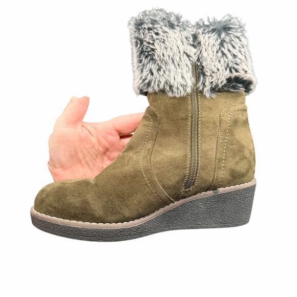 Patrizia by Spring Step Yazzie Olive Green Faux Fur Wedge Boots Size 39 US 8-8.5 - Picture 9 of 15